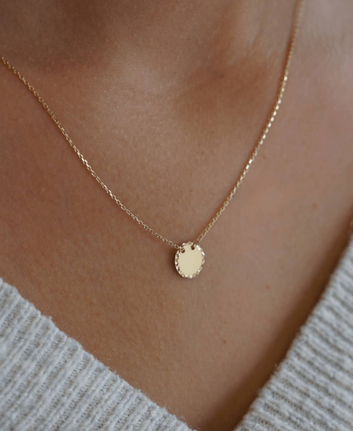 Złota celebrytka kółeczko diamentowane pr. 585