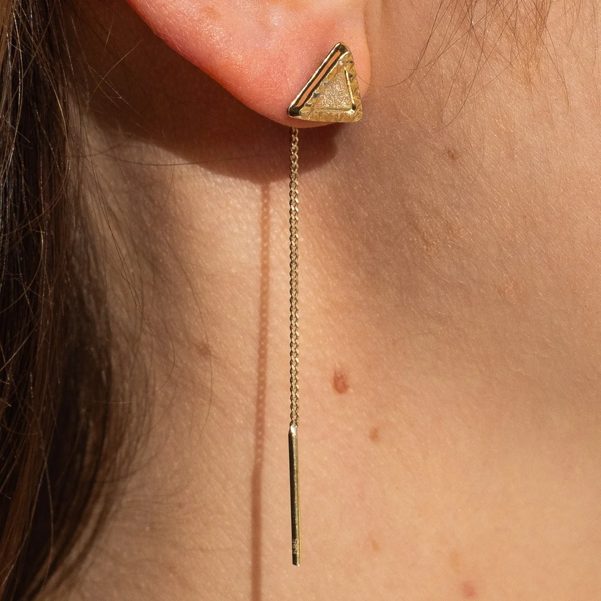 Złote Kolczyki przeciągane trójkąty diamentowane pr. 585 - obrazek 2