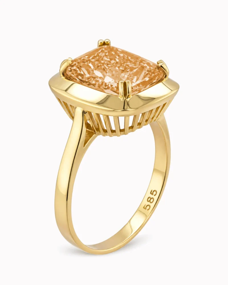 Złoty pierścionek z szampańską cyrkonią pr. 585